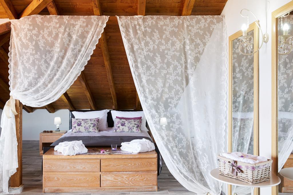 Archodiko Toliadi Boutique Apartments And Suites Ouranoupoli Luaran gambar
